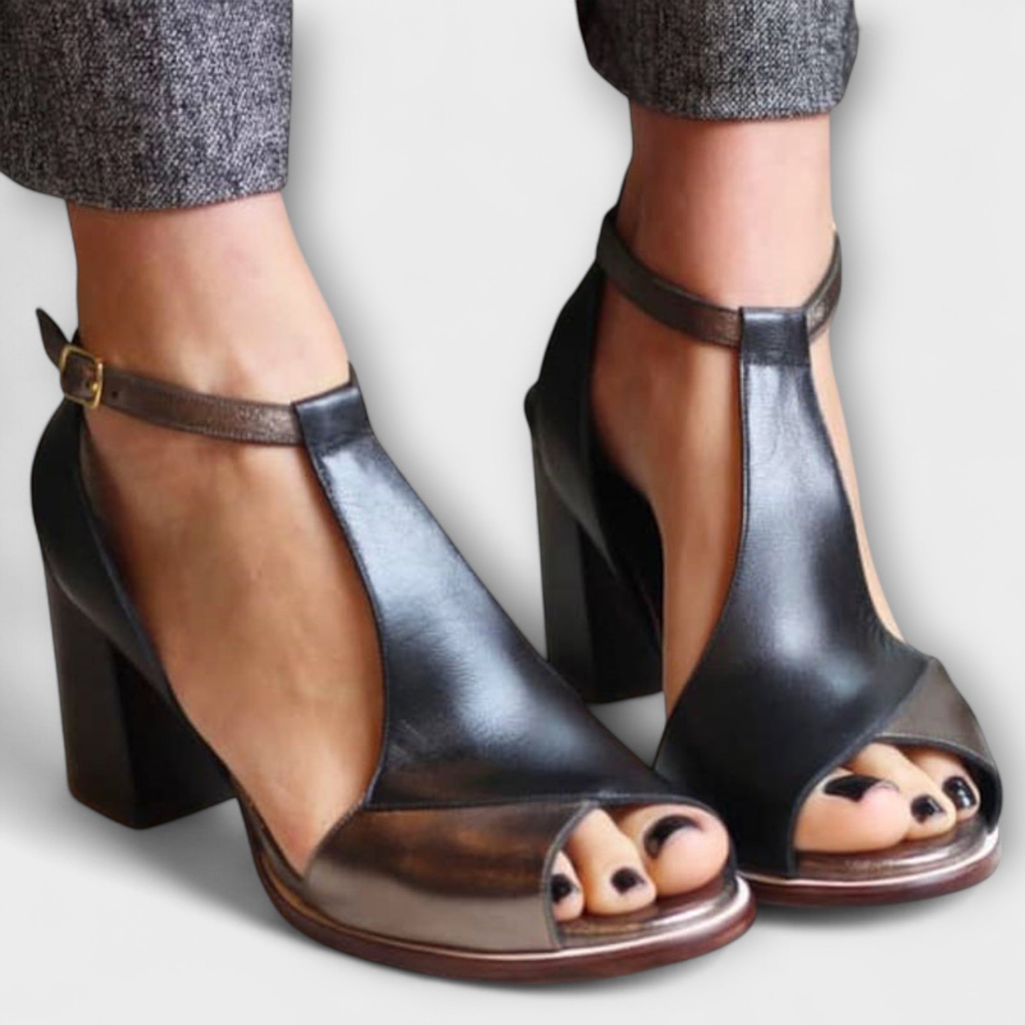 Nadaria – Styl T-Strap z Komfortem