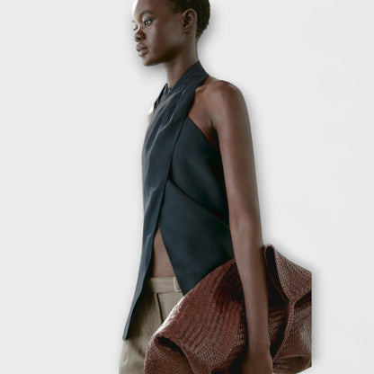 Hannah - Niebieski Top na Halter z Wycięciem na Plecach