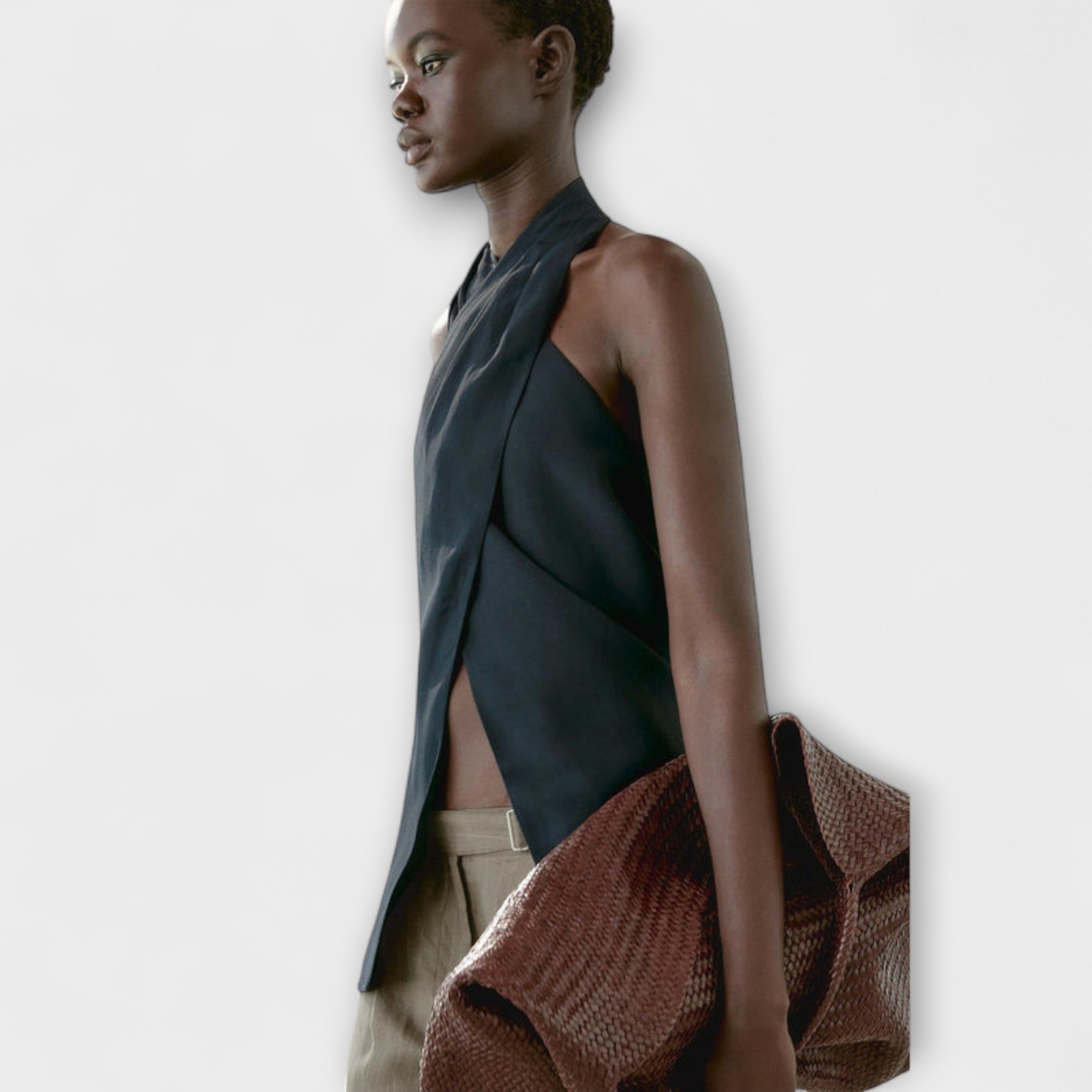 Leah - Niebieski Top na Szelkach z Wycięciem na Plecach