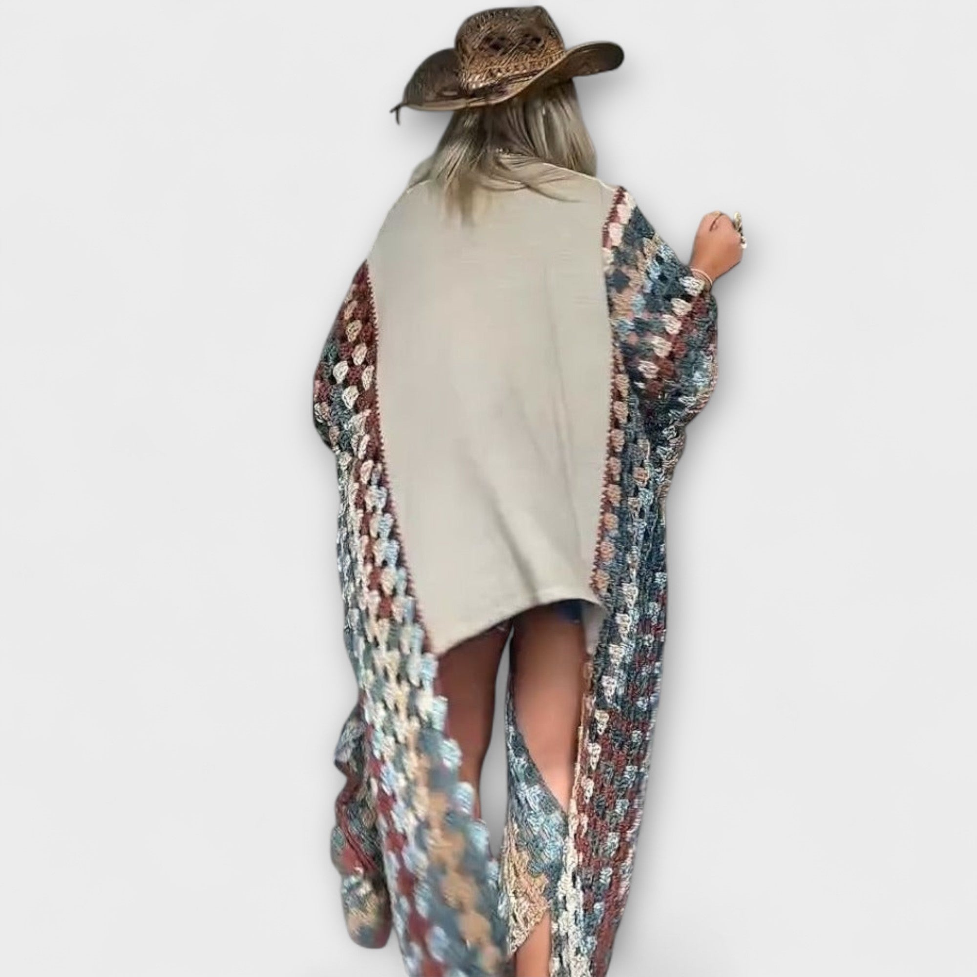 Molly - T-shirt z szydełkowym wzorem Cardina