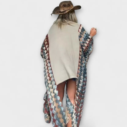 Molly - T-shirt z szydełkowym wzorem Cardina