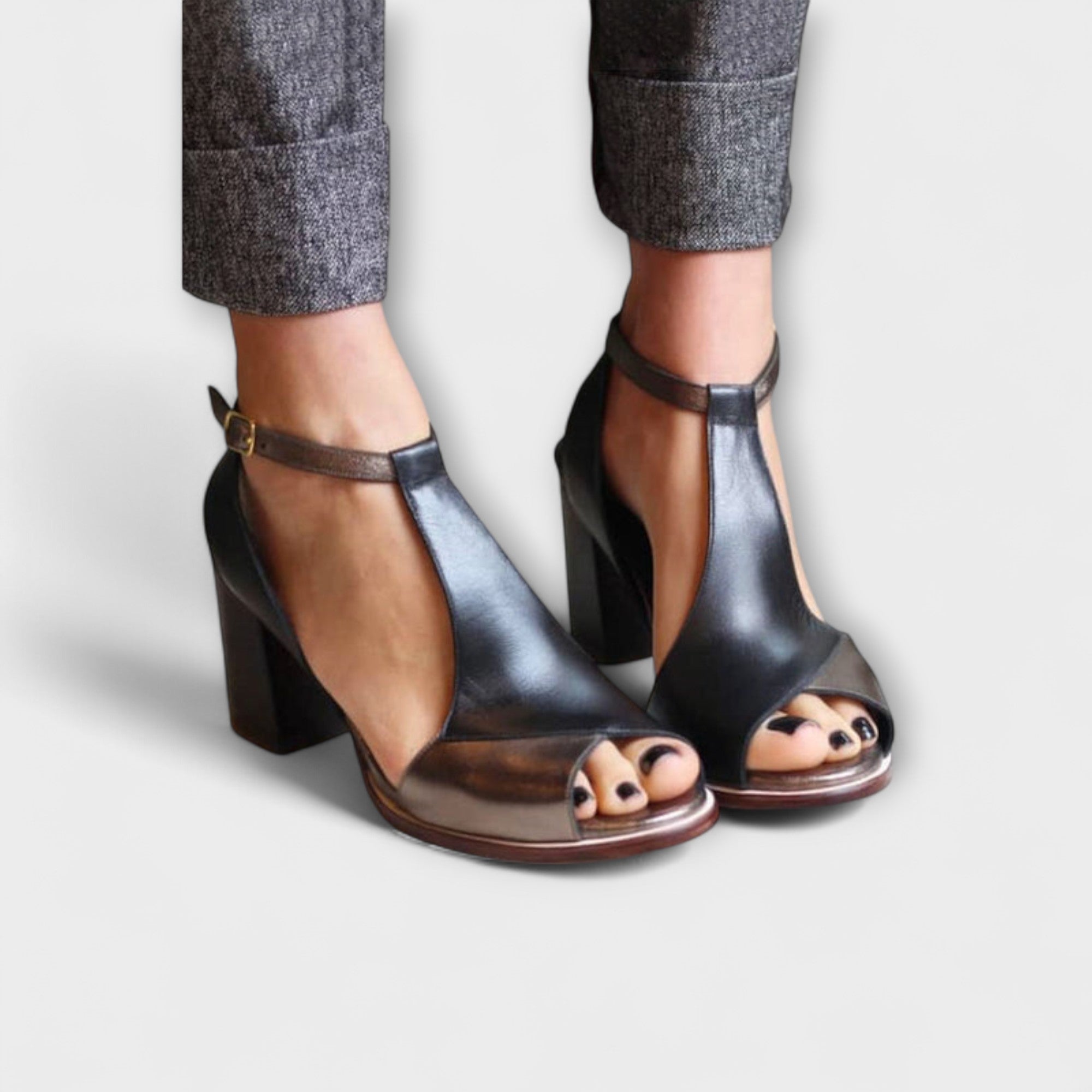 Nadaria – Styl T-Strap z Komfortem