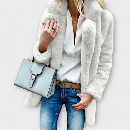 Luna – Ciepła i puszysta kurtka zimowa