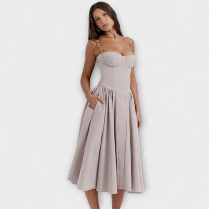 Rosalie - Wyrafinowana Sukienka Koronkowa bez Rękawów