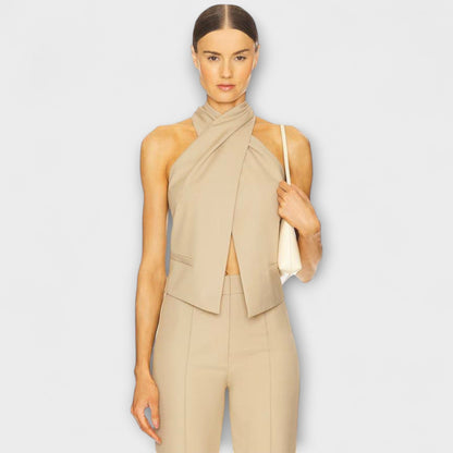 Czerwiec - Top na ramiączkach z krzyżowym dekoltem